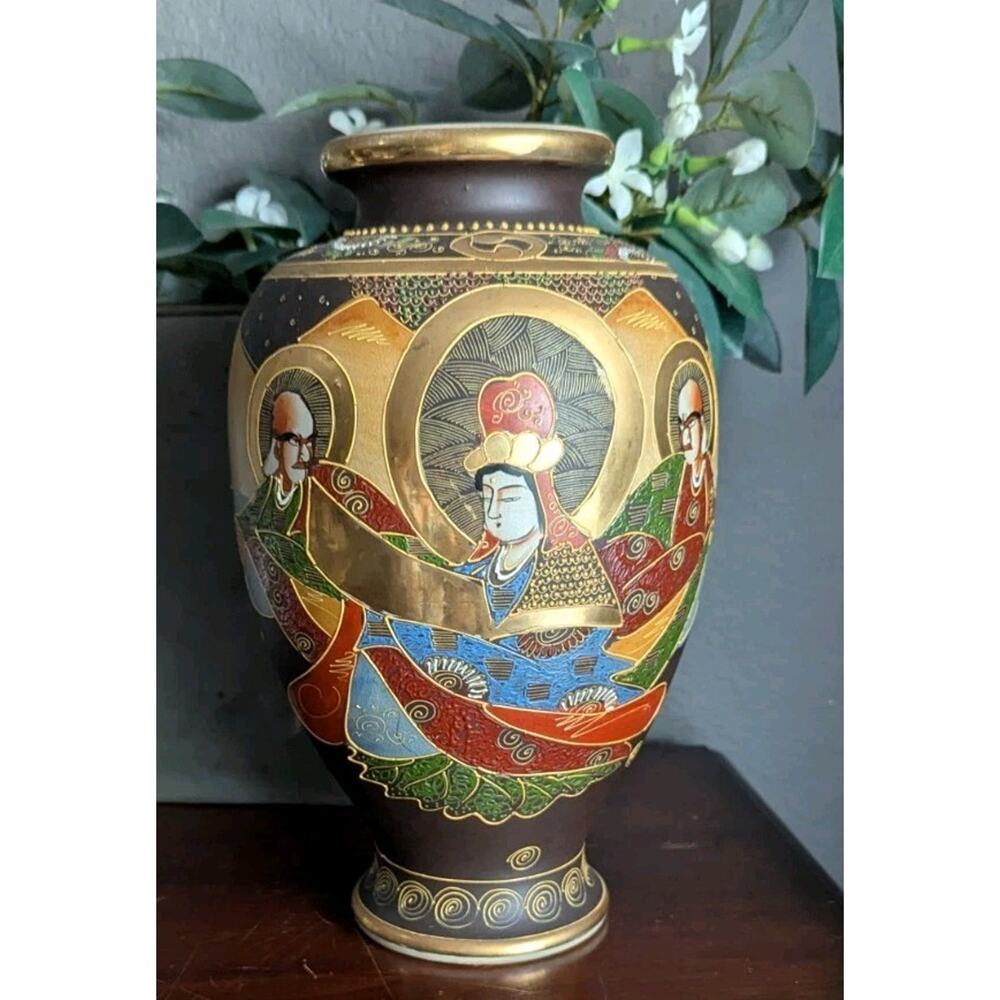 Japanese Satsuma Porcelain Hand Painted Gold Gilt Vase Moriage 12” Immortals